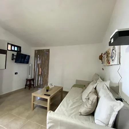 Holiday home Casita La Enramada Sabinosa